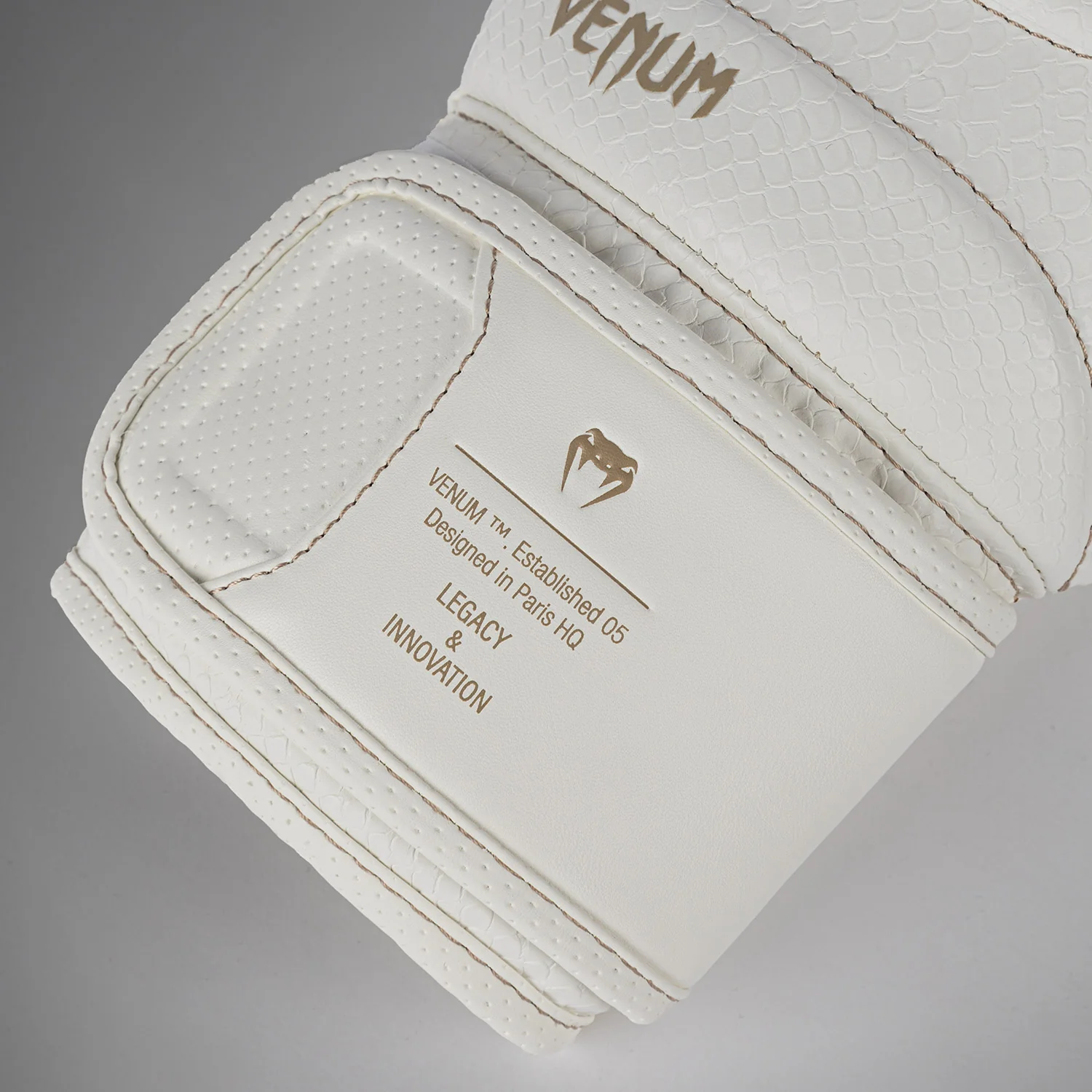 Venum Impact Evo Scales Gants de Boxe – Image 7
